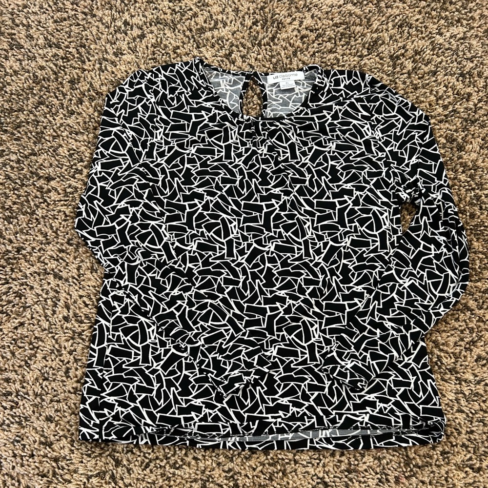 Liz Claiborne women’s long sleeved blouse.   Size large.